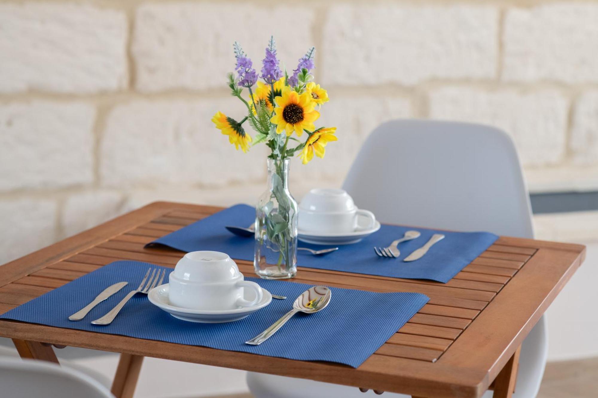 Pietra Bianca Bed & Breakfast Cutrofiano Exterior photo